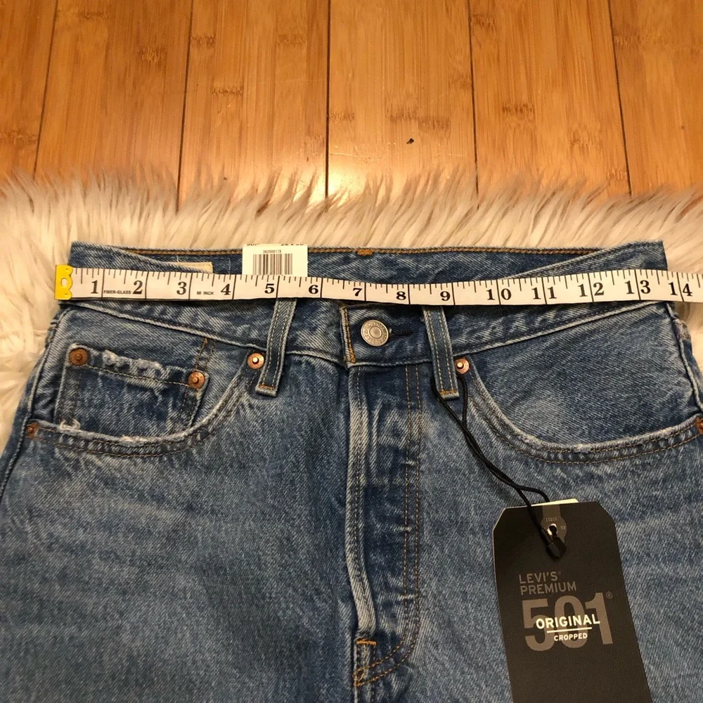 Levi’s 501 Original High Rise Straight Leg Cropped Blue Denim Premium Jeans 26